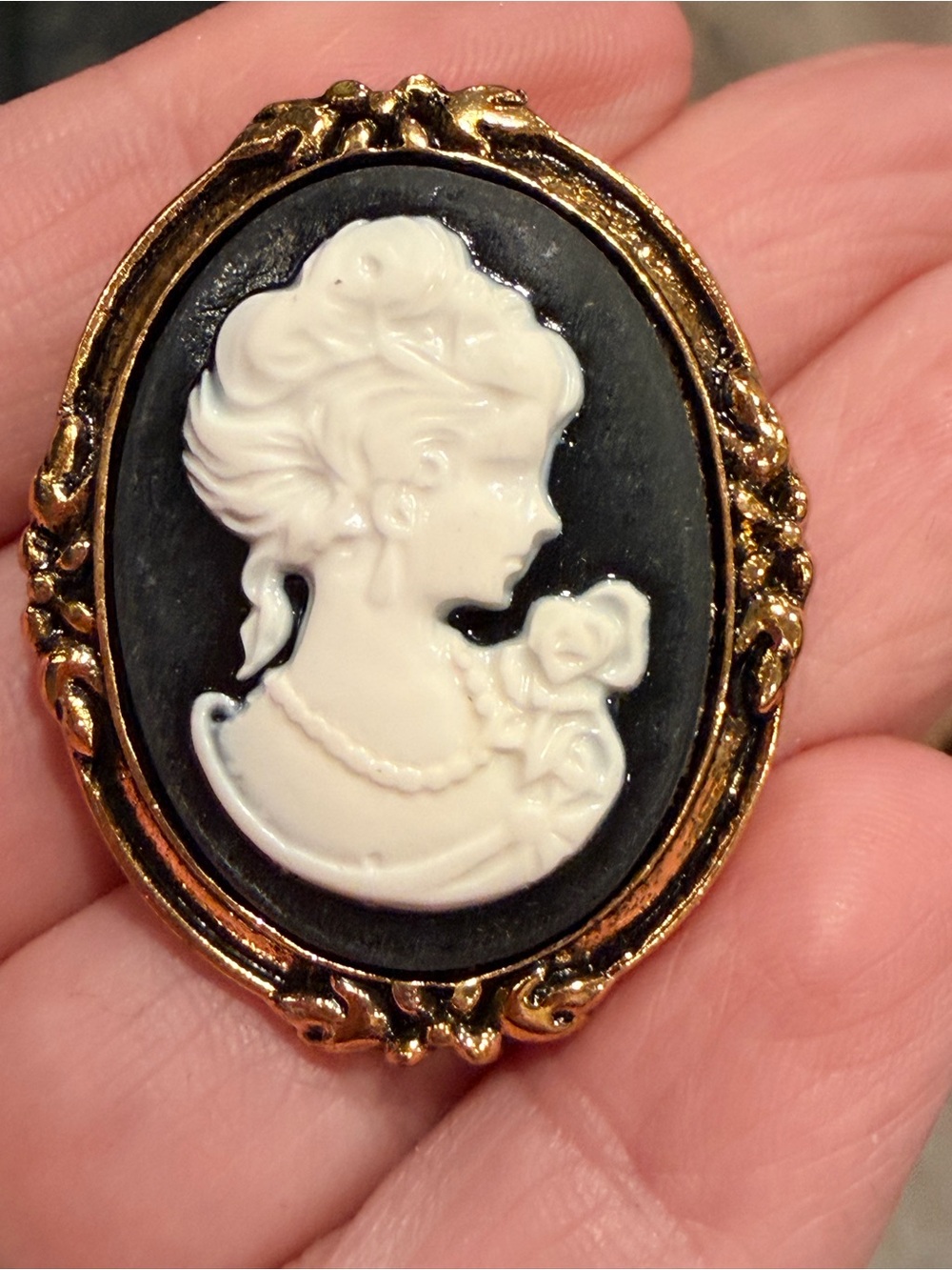 Vintage-Inspired Black and White cameo brooch
